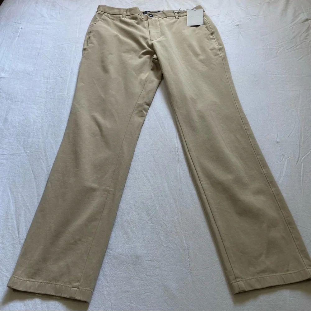 Everlane The Performance Chino | Uniform Slim Fit - Picture 10 of 16